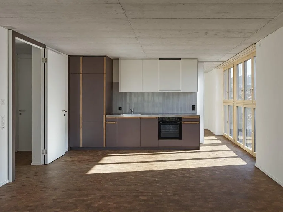Abitare moderno in una posizione tranquilla nel bellissimo Pfäffikon ZH