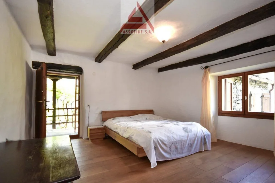 Zauberhafte Rustici in Gordevio / Incantevoli rustici a Gordev