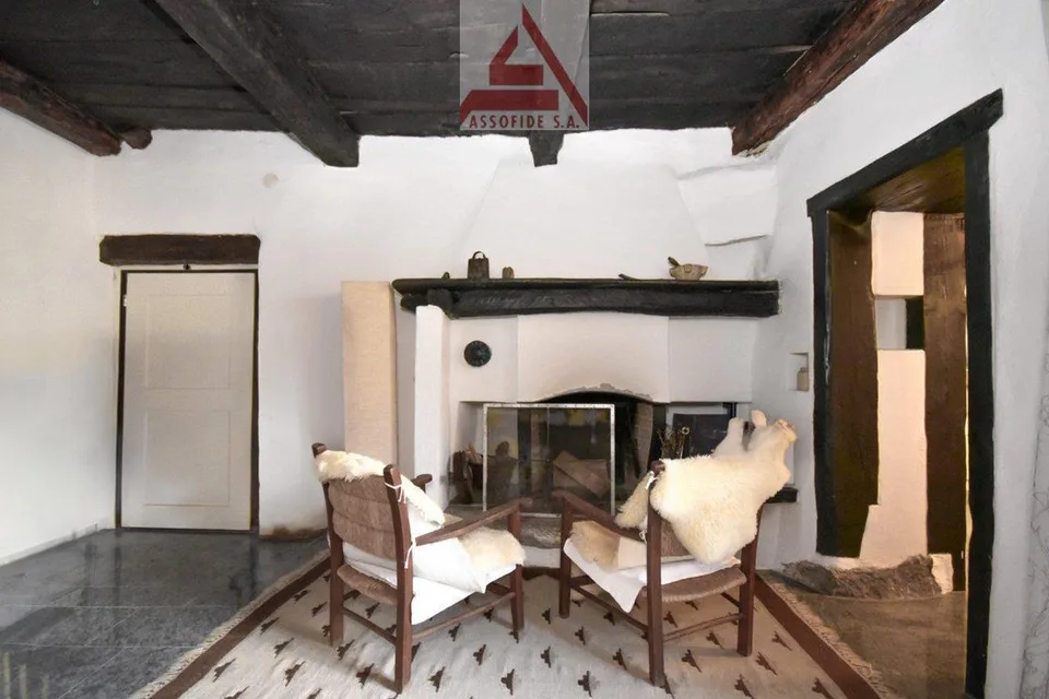 Zauberhafte Rustici in Gordevio / Incantevoli rustici a Gordev
