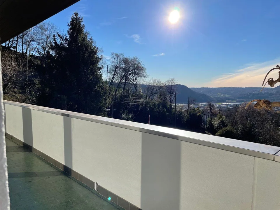 Villa mit bebaubarem Grundstück – Foto 10 von 17