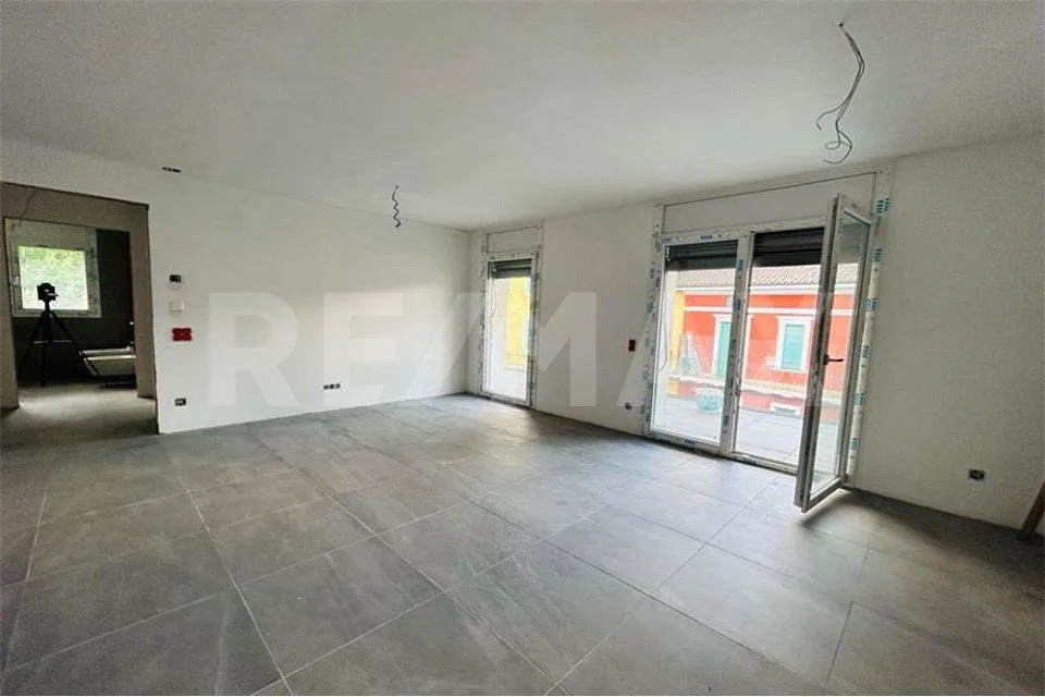 Nuovi appartamenti moderni di alto-standing