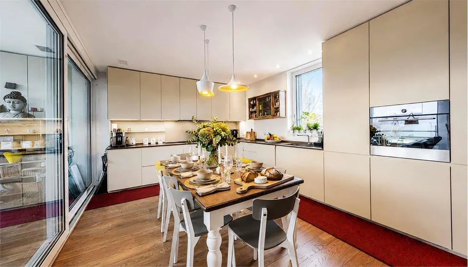 Elegant attic of 6 rooms with large terraces in Bellinzona