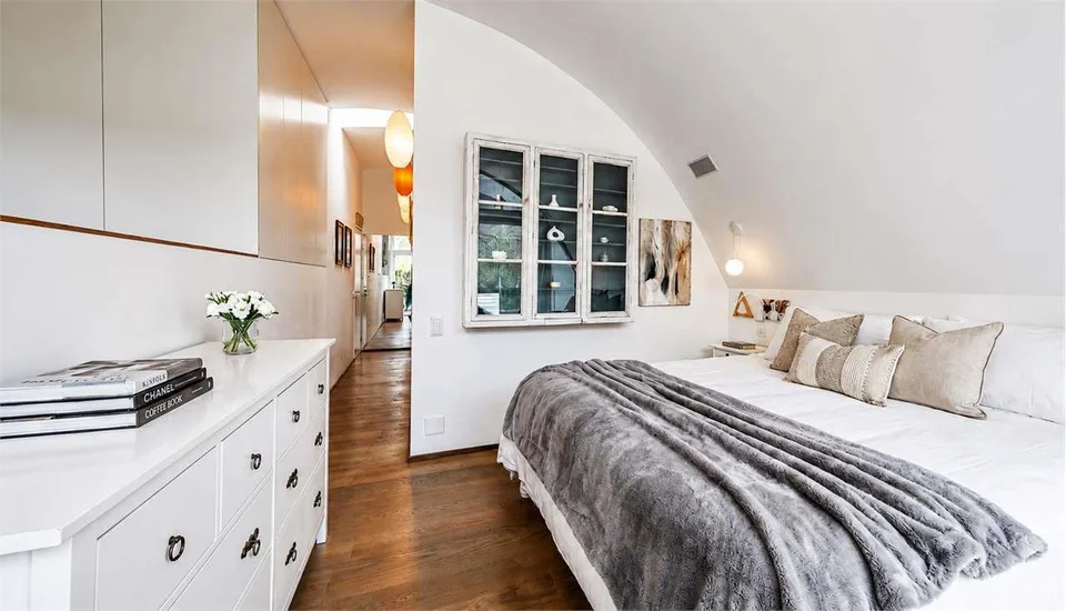 Elegante attico di 6 locali con ampie terrazze a Bellinzona – foto 7 di 11