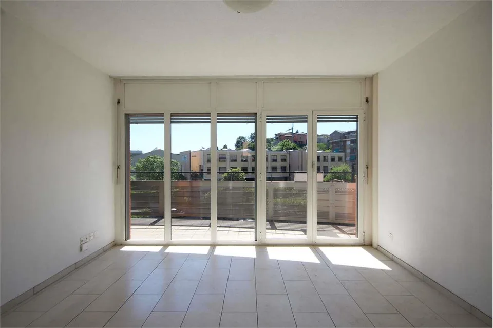 Balerna: appartement lumineux 3,5 pièces avec vue dégagée