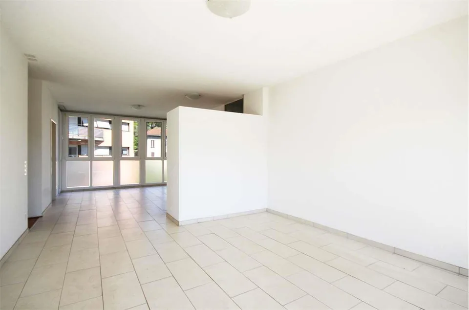 Balerna: appartement lumineux 3,5 pièces avec vue dégagée