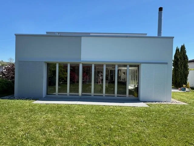Villa moderniste pour indépendant/e/s ou projet multigénérationnel