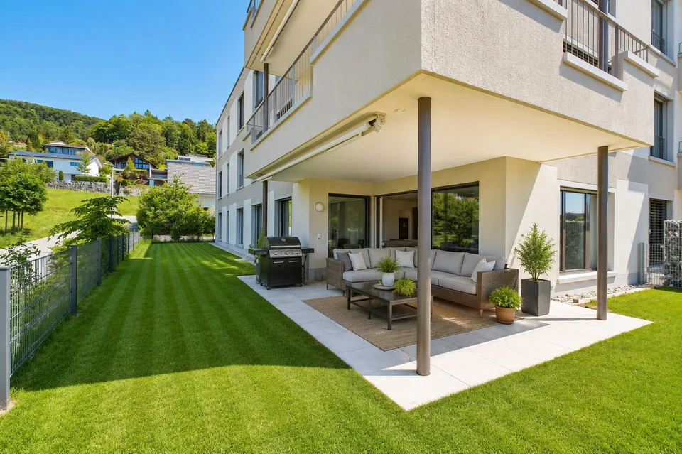STILVOLLE 4.5 ZIMMER GARTENWOHNUNG MIT GROSSER TERRASSE