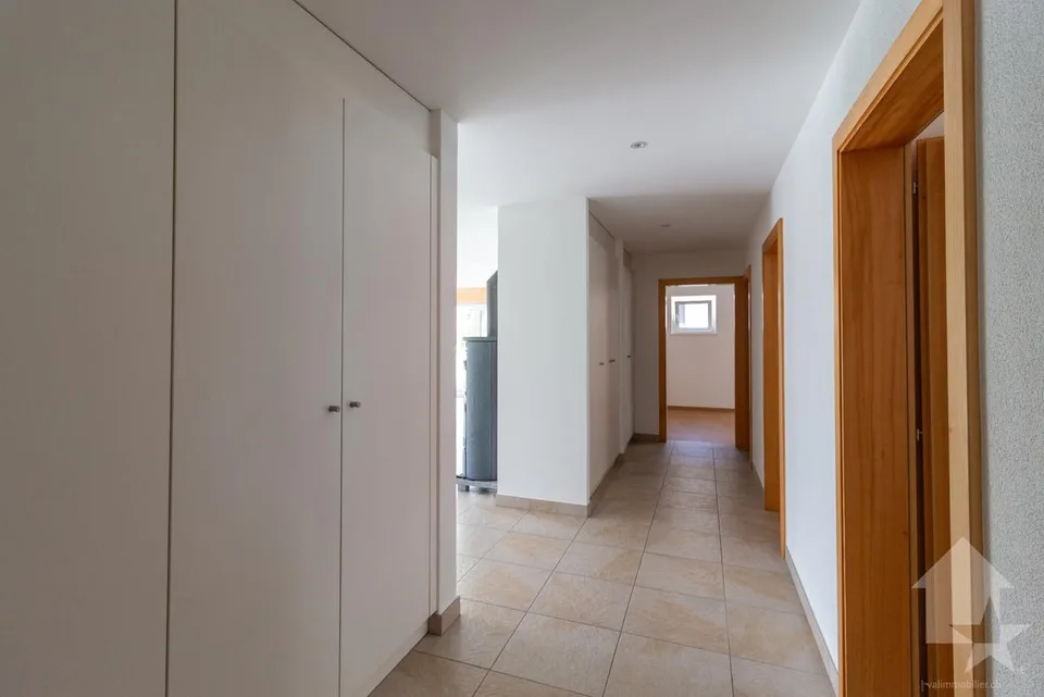 Ampio appartamento 4.5 locali con terrazza coperta di 34 m2