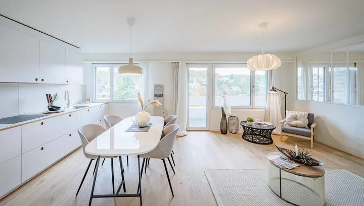 TOLLE 4.5 ZIMMER WOHNUNG - TIPTOP  TOTALSANIERT