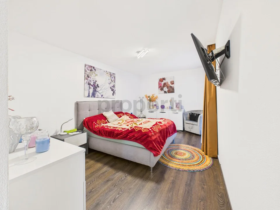 Gordola, condominio 3 Torri elegante 4,5 locali