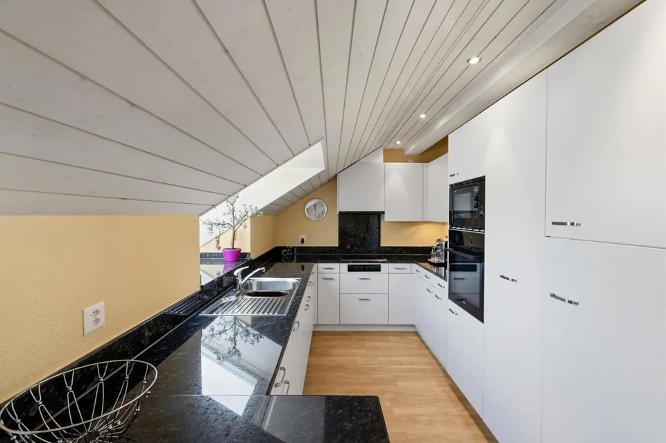 Ganz oben, on top, z‘oberscht obe !!! (Baurecht/Leasehold) – Foto 6 von 11