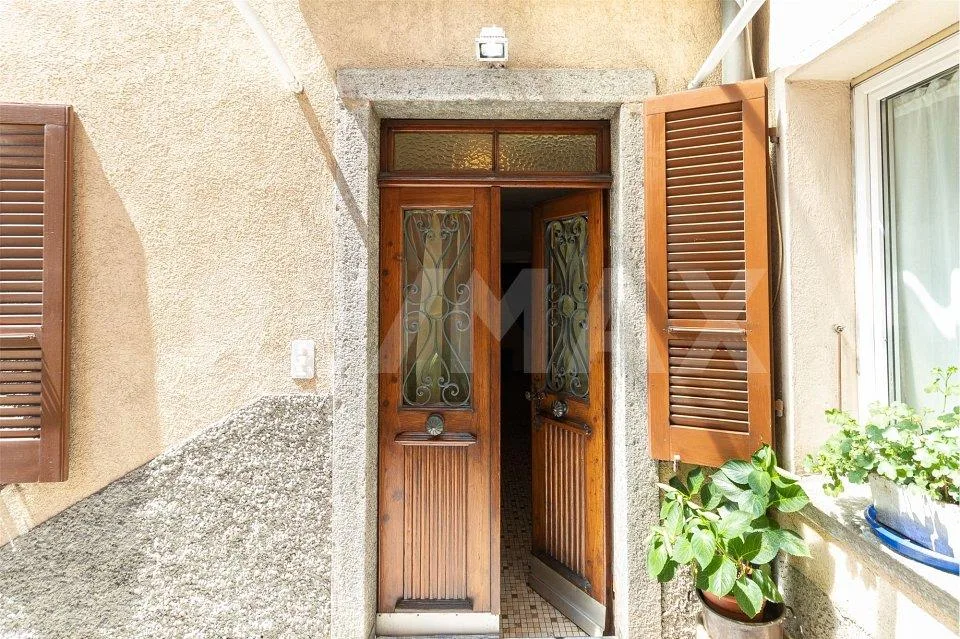 Spaziosa casa con giardino – Foto 6 von 13