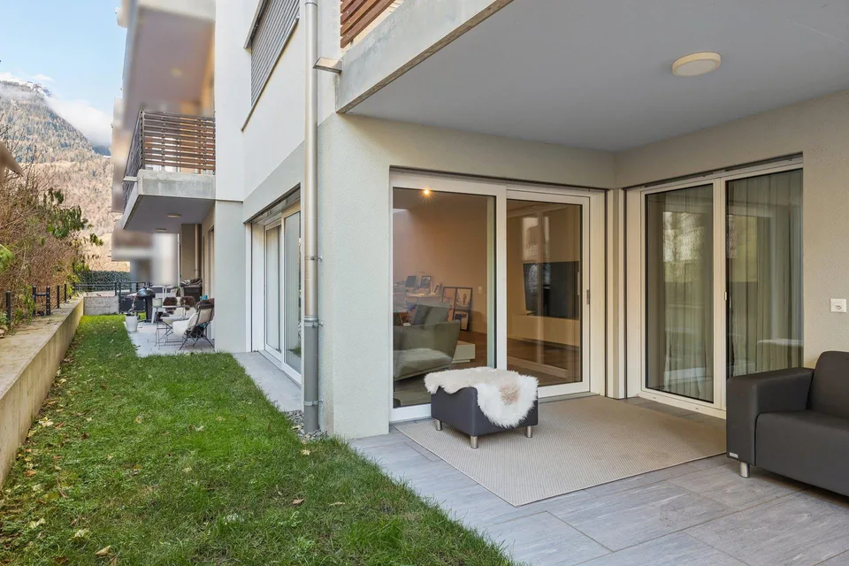 Modernes Wohnen mit Stil und Garten
