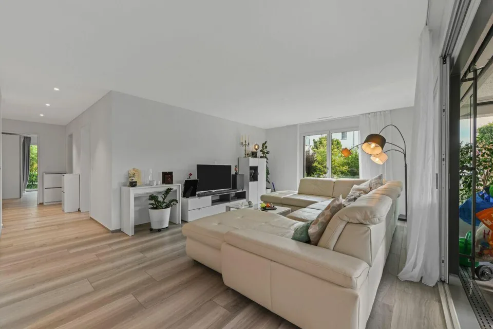 Exklusive Gartenwohnung mit Terrasse und idyllischem Garten in zentraler Lage – Foto 12 von 30