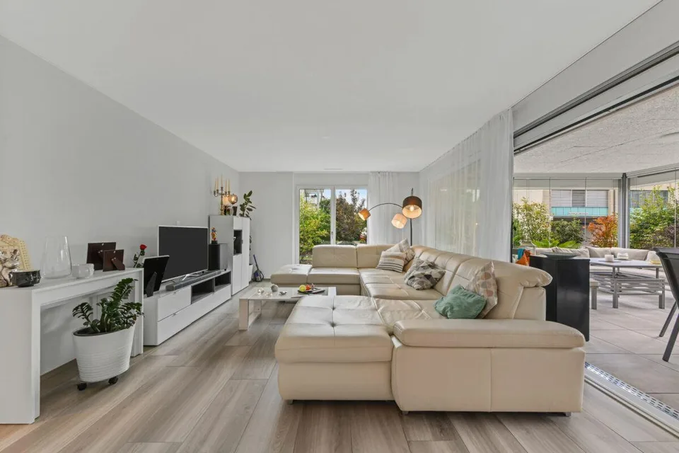 Exklusive Gartenwohnung mit Terrasse und idyllischem Garten in zentraler Lage – Foto 10 von 30