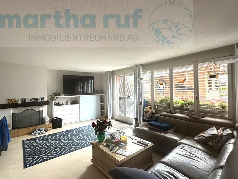 Vielseitiges Wohnhaus mit Tierpension nahe dem Zentrum