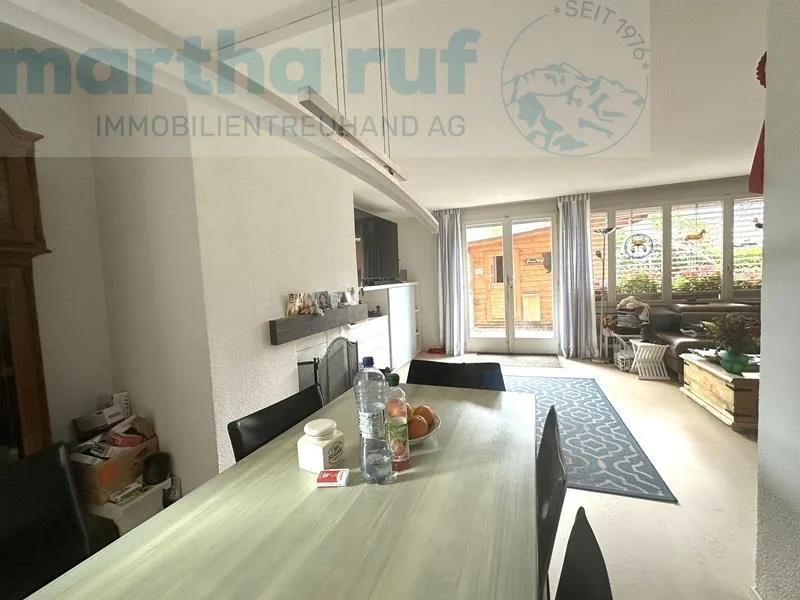 Vielseitiges Wohnhaus mit Tierpension nahe dem Zentrum