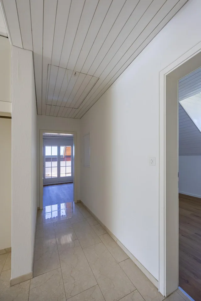 Large penthouse apartment in tax-friendly Bottighofen – photo 25 of 30