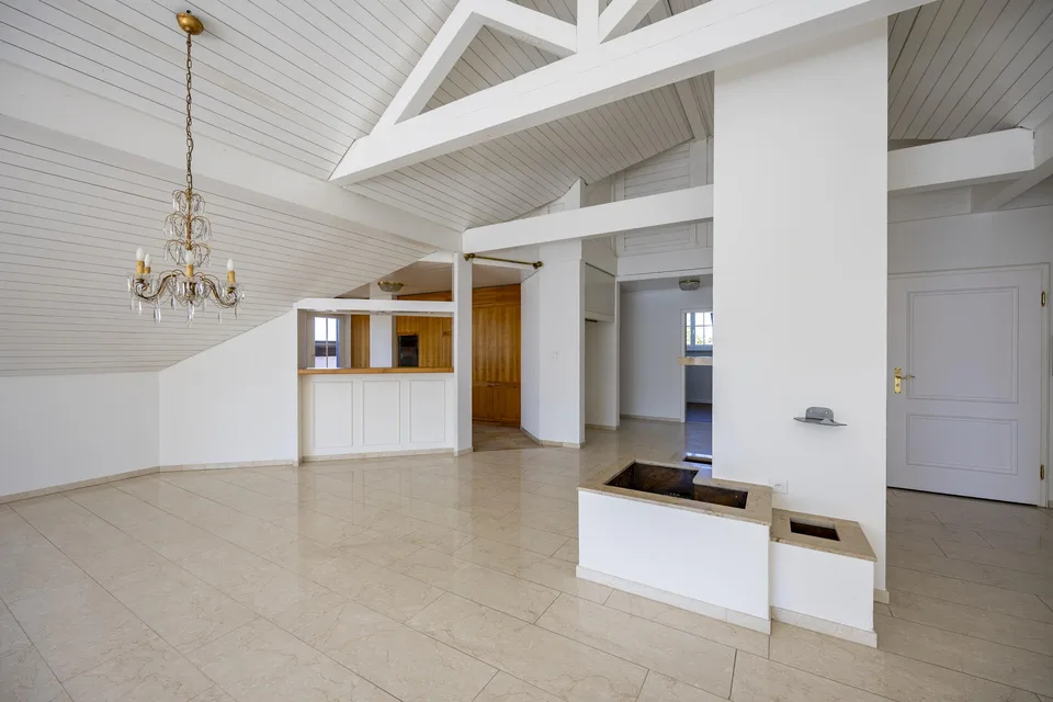 Large penthouse apartment in tax-friendly Bottighofen – photo 10 of 30