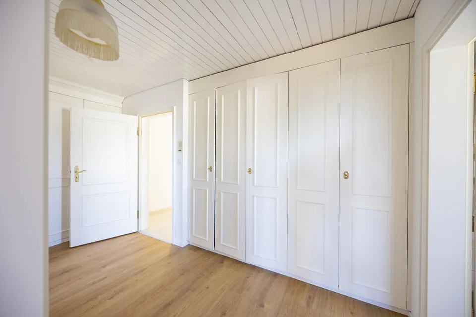 Large penthouse apartment in tax-friendly Bottighofen – photo 20 of 30