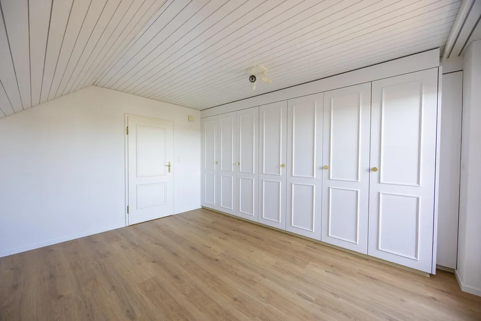 Large penthouse apartment in tax-friendly Bottighofen – photo 17 of 30