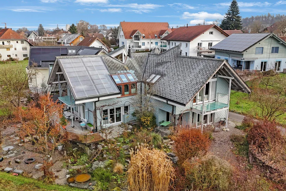 RESERVED: Centrally located residential property in Oberönz