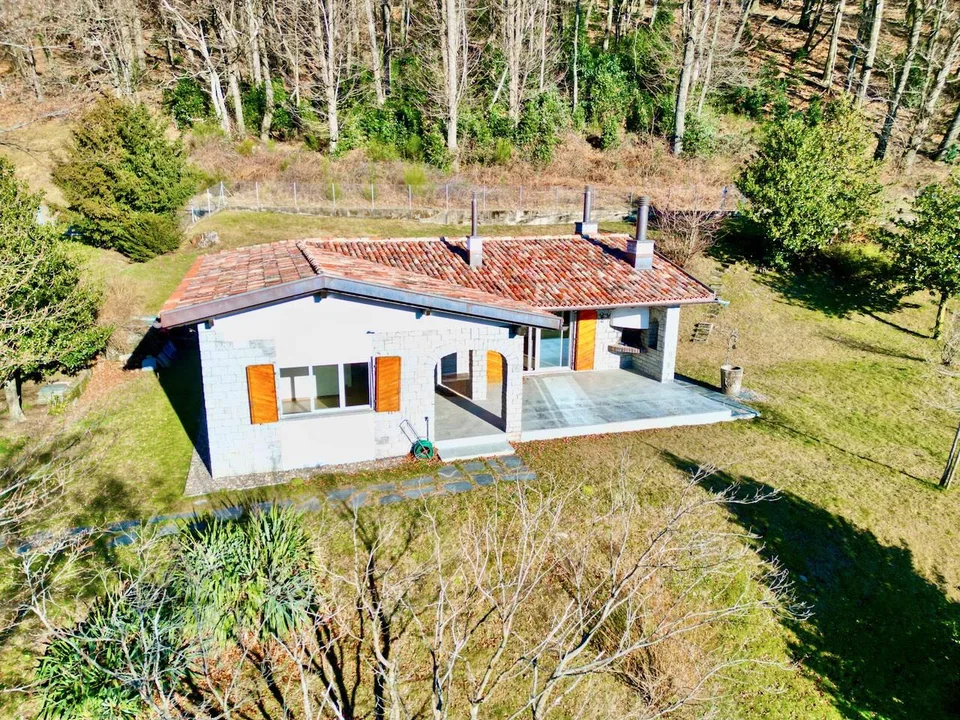 Solo Residenza Secondaria - Incantevole Casa Immersa nella Natura