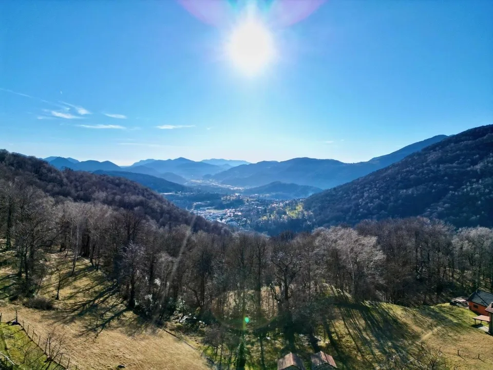 Solo Residenza Secondaria - Incantevole Casa Immersa nella Natura