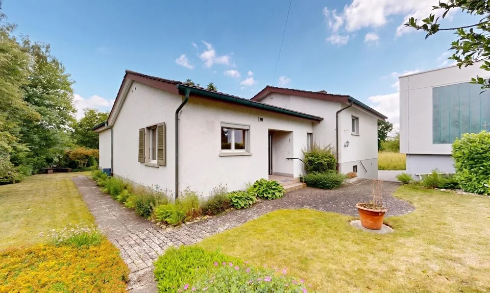 Einfamilienhaus mit separatem Atelier