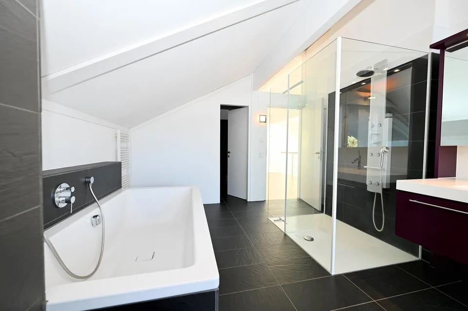 5.5 Zimmer Villa in Carabbia – Foto 17 von 26