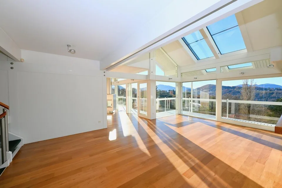 5.5 Zimmer Villa in Carabbia – Foto 9 von 26