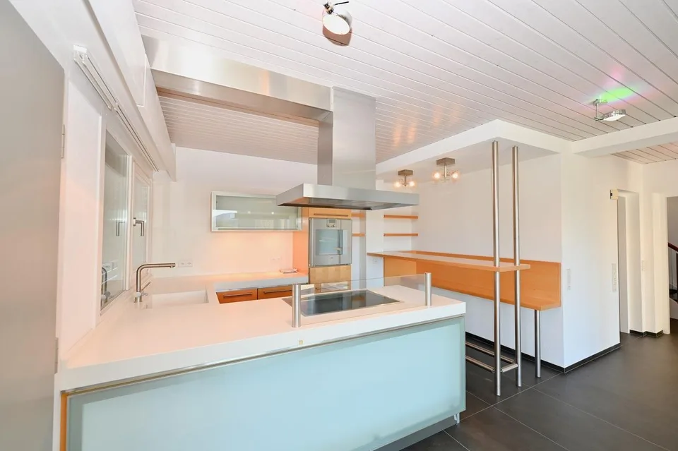 5.5 Zimmer Villa in Carabbia – Foto 22 von 26