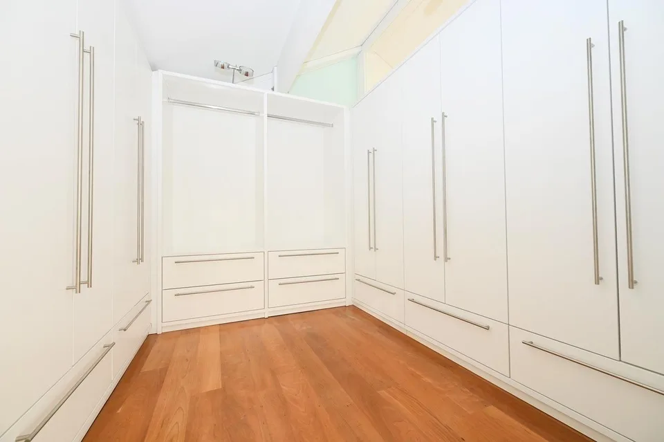 5.5 Zimmer Villa in Carabbia – Foto 18 von 26