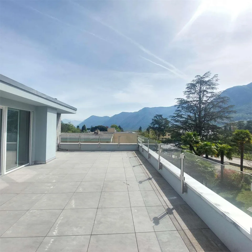 Rif.2680_Gentilino, Appartement duplex 3.5 pièces rénové avec grand terrain