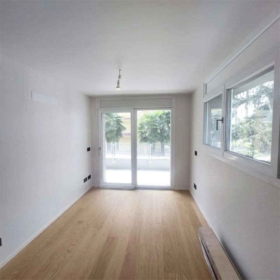 Rif.2680_Gentilino, Attico duplex 3.5 loc. ristrutturato con ampie ter – foto 6 di 9
