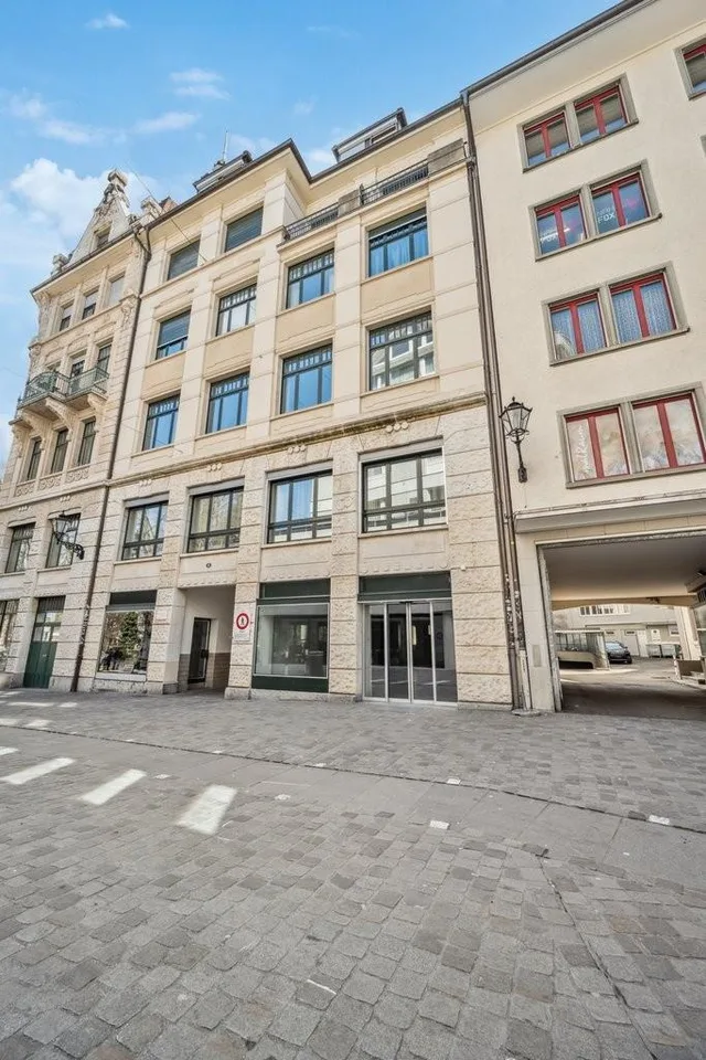Charmante, frisch sanierte 3.5 Zi.-Wohnung im Zentrum von St. Gallen