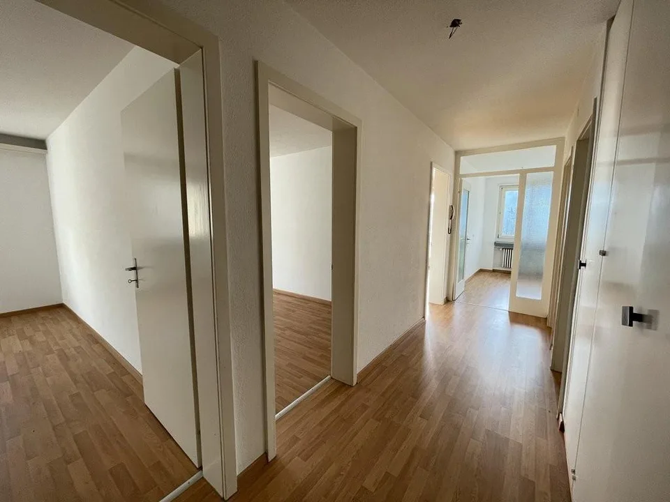Vivere in una zona tranquilla ad Adliswil - limitato fino al 30.09.2027