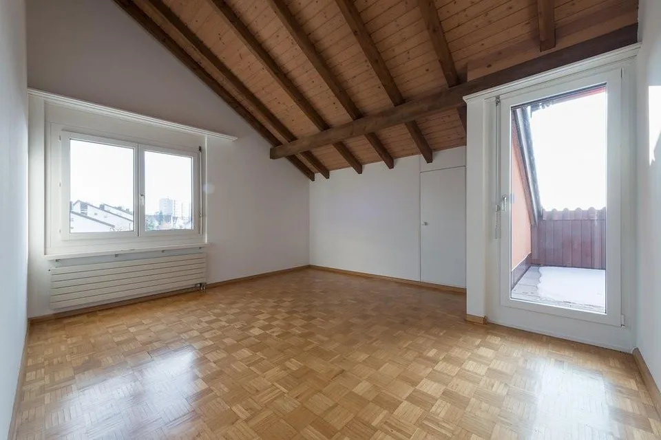 Top für Familien 4.5 Zimmer im Grünen, Kindergarten ums Eck – Foto 6 von 9