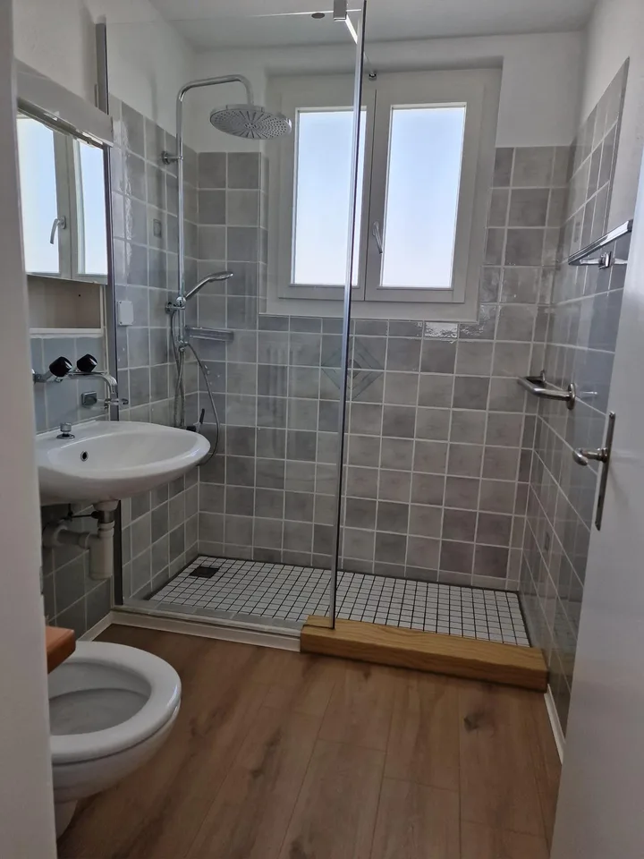 Charmante 4-Zimmerwohnung mit sensantioneller Terrasse und Aussicht