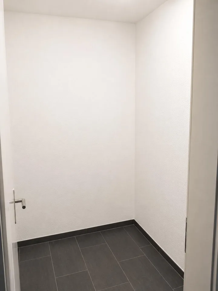 Helle, moderne 2-Zimmer-Wohnung mit Balkon in Escholzmatt
