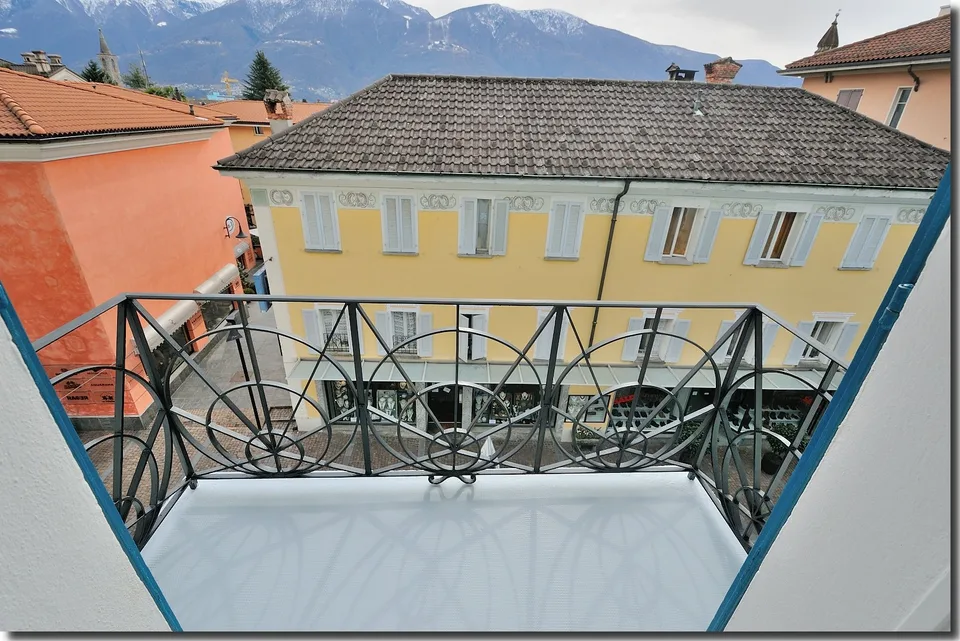 Mitten im Geschehen, top ausgebaute 2‑Zimmerwohnung