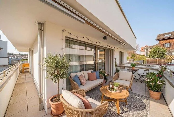 MODERNE 3.5-ZIMMER-EIGENTUMSWOHNUNG MIT BALKON UND MINERGIE-STANDARD – Foto 7 von 9