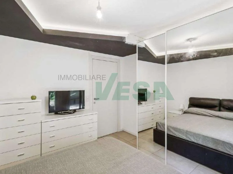 Moderno e luminoso appartamento 2 locali con splendida vista lago – photo 6 sur 21