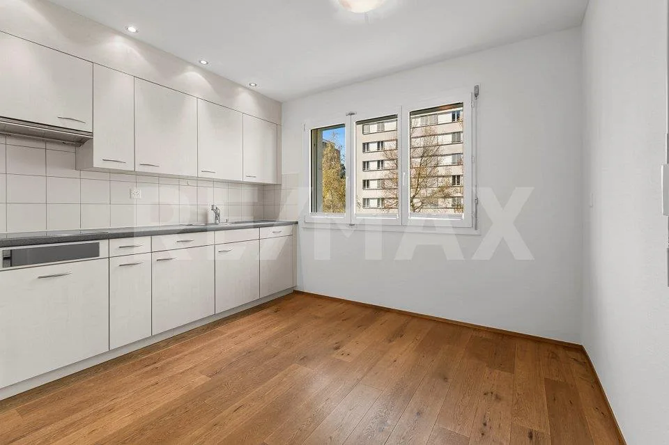 Appartement 5½ pièces avec cave et place de parking souterrain - espace pour toute la famille