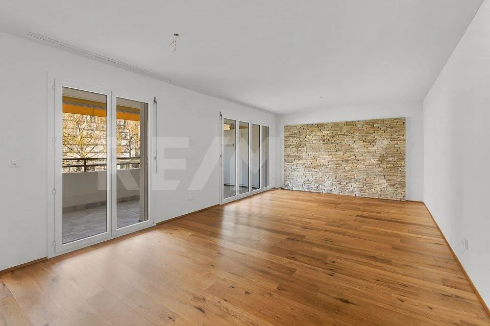 Appartement 5½ pièces avec cave et place de parking souterrain - espace pour toute la famille