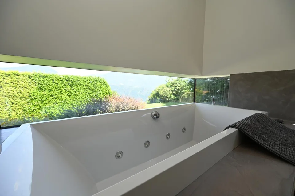 Moderna Villa in Contesto Esclusivo, Tranquillo e Immerso Nella Natura – Foto 26 von 29