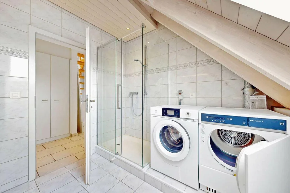 helle 3.5-Zimmer-Maisonettwohnung an ruhiger und dennoch zentraler Lage – Foto 13 von 22