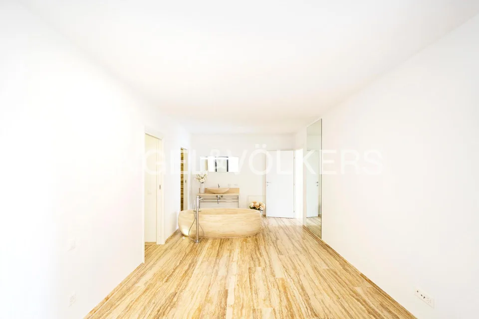Modern apartment with beautiful views of Lake Maggiore (35) – photo 7 of 10