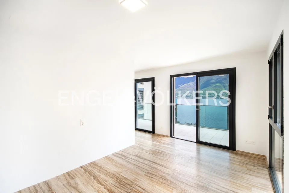 Appartamento moderno con vista sul Lago Maggiore (35)