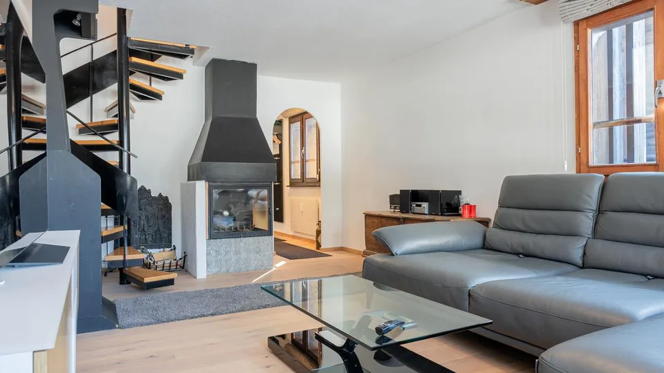 Appartamento accogliente di 3,5 locali con una vista meravigliosa sulle montagne vallesane